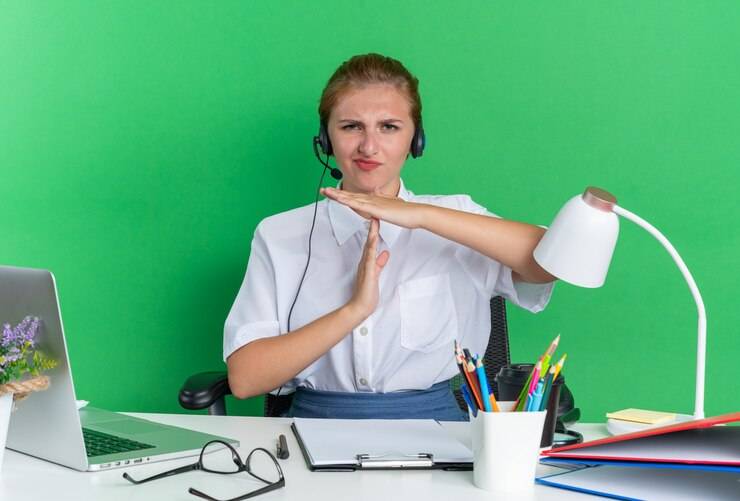 Как работает оператор колл-центра